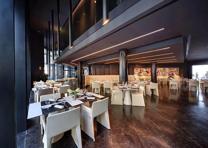 Hotel Olivia Balmes 4*