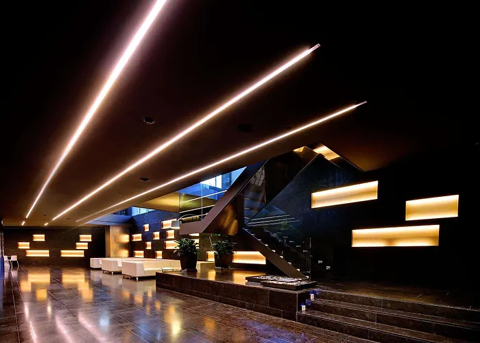 Hotel Olivia Balmes 4*